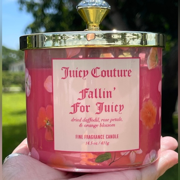 JUICY COUTURE 3 Wick Candle In Fallin’ For Juicy Fragrance Soy Wax Blend - Picture 11 of 12